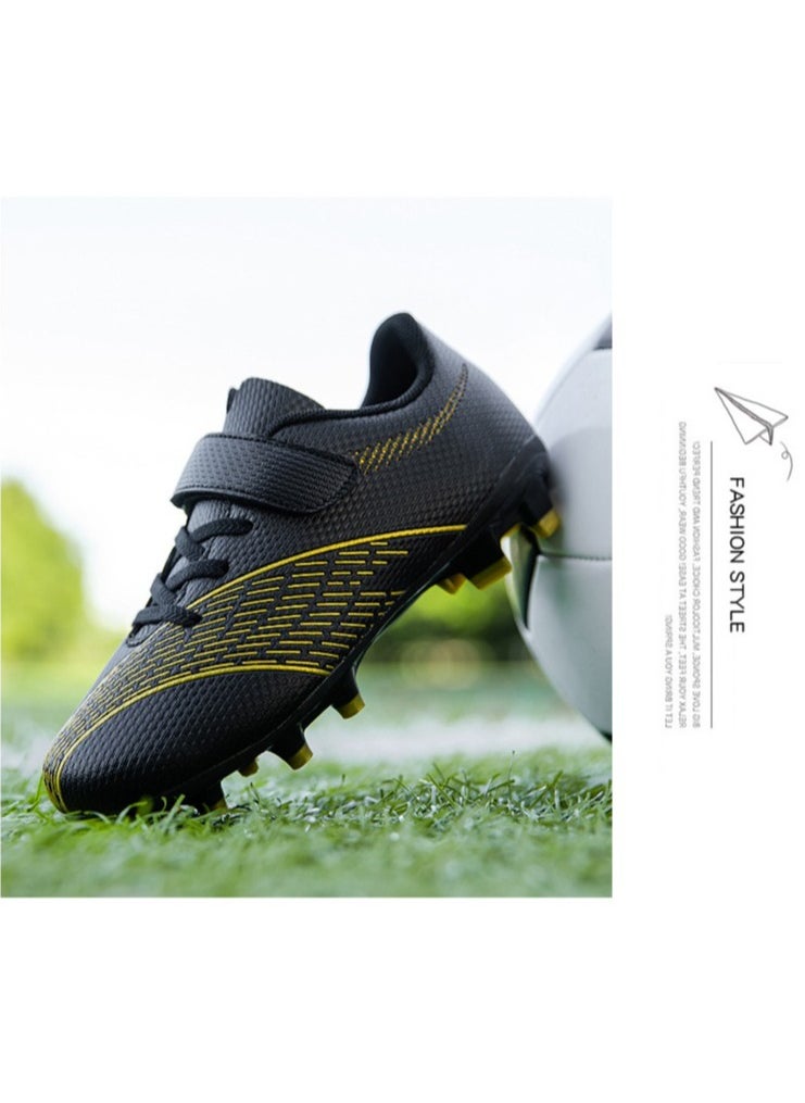 Generic - New Style Soccer Shoes For Kids Unisex Soccer Shoes. - Image 1
