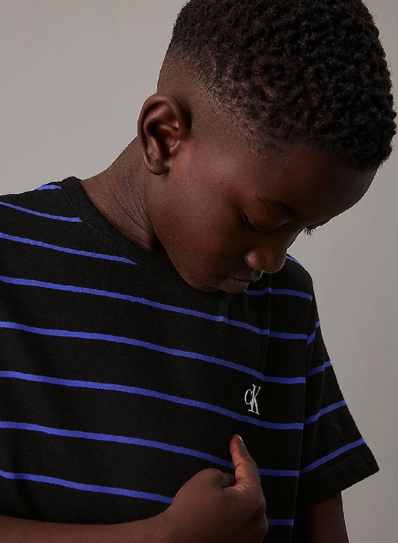 كالفن كلاين جينز طقم تيشرتات مكون من قطعتين - Image 4