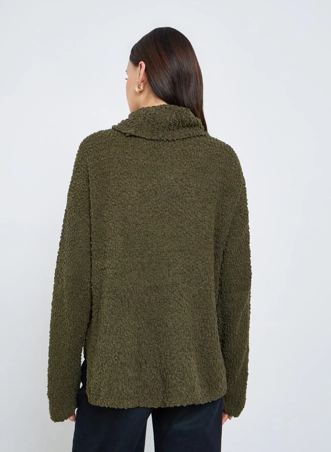 ستايلي سويتر سادة بياقة عالية وأكمام طويلة