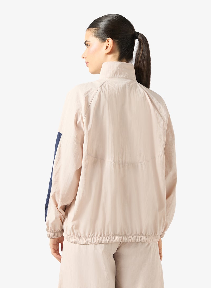 نايكي جاكيت نسائي واسع منسوج - Image 2