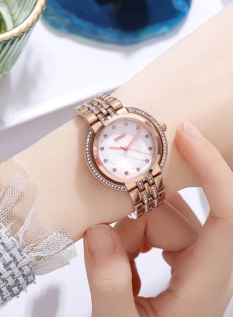 SKMEI Women’s Luxury Style Rhinestone Scale Markers Waterproof Quartz Wristwatch - 1979  - Image 4