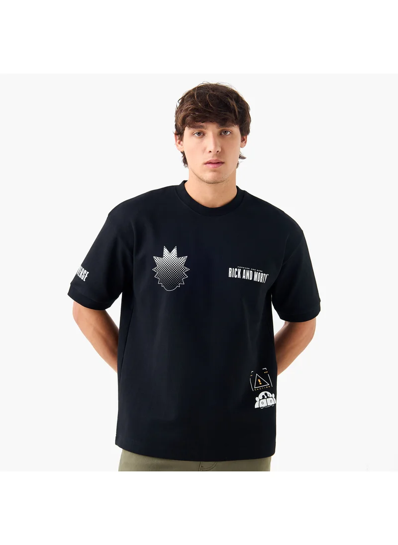 اس بي كاركترز Graphic Print Crew Neck T-shirt
