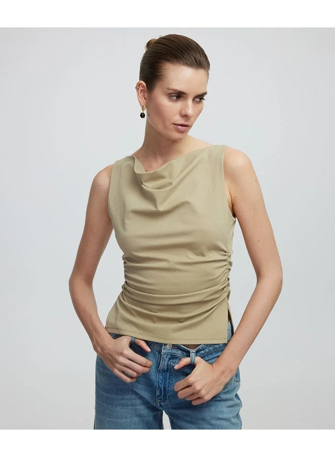 ابيكول تيشيرت بكسرات