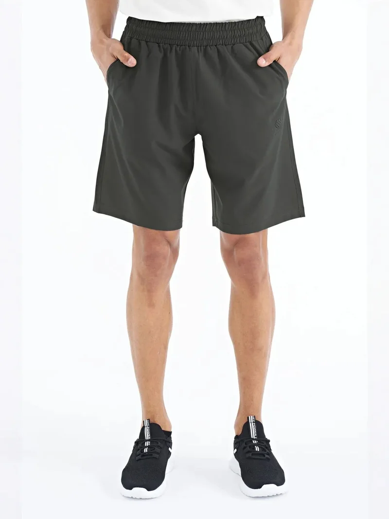 تومي لايف TOMMY Men's Regular-fit Wide-leg Shorts