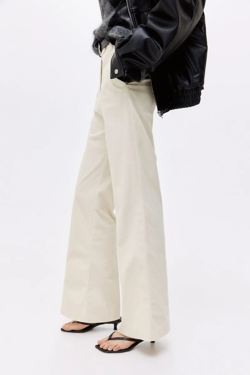 اتش اند ام بنطلون من الكوردروي بقصّة بووت كت