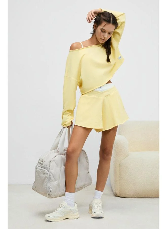 Urban Beat CYBELE Women's Boat Neck Oversized Long Sleeve Yellow Sweatshirt