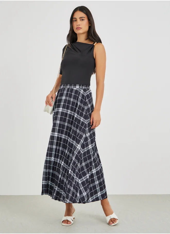 Styli Styli Solid One Sleeve Ruched Detail Top
