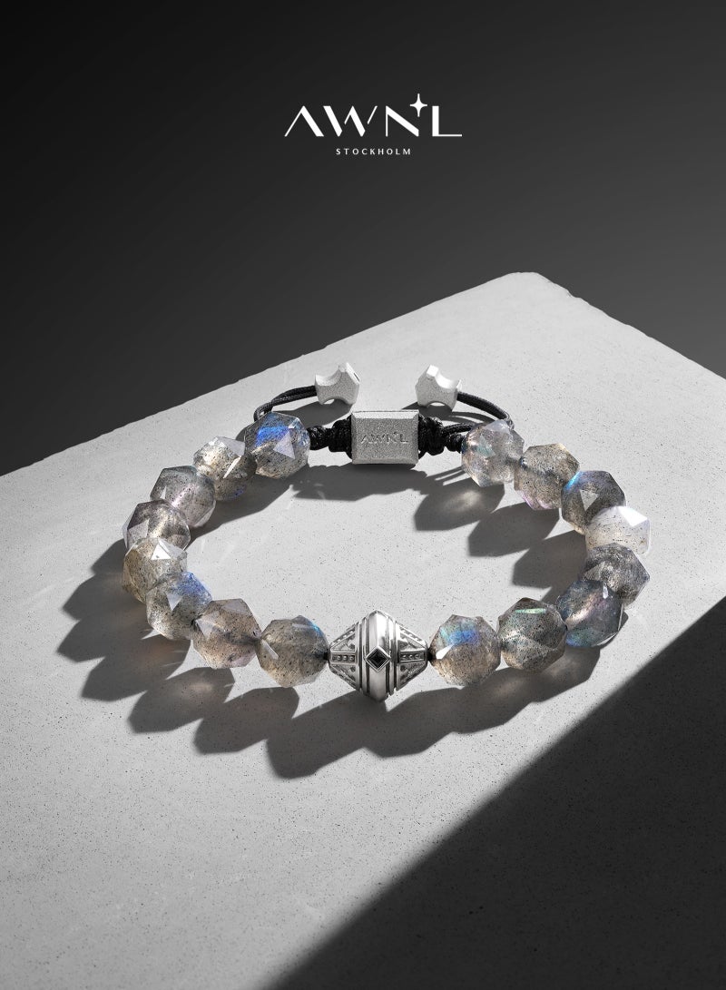 أونال سوار خرز سبكترولايت مع تميمة منارة فضية إسترليني - هدية أحجار كريمة طبيعية للرجال - Image 1