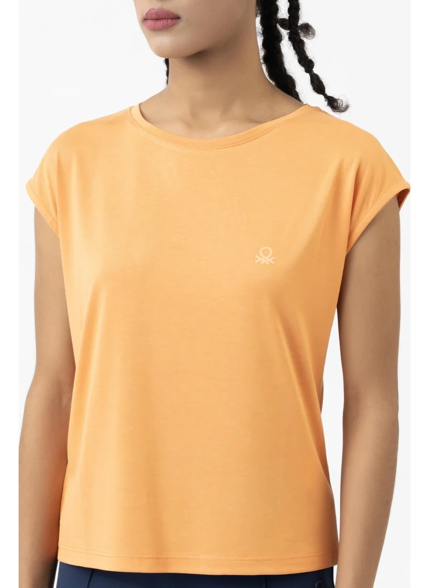 يونايتد كولورز أوف بينتيون Women's Tshirt BNT-W20979