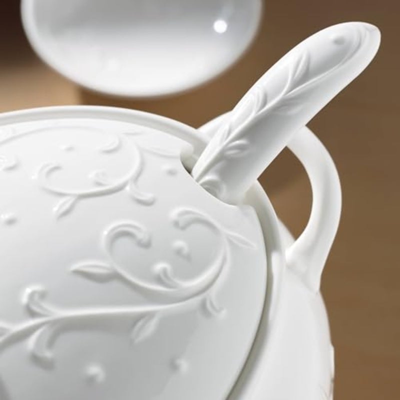 وعاء حساء مغطى منحوت مع مغرفة من Opal Innocence، مقاس 25.4 سم، أبيض - Image 4