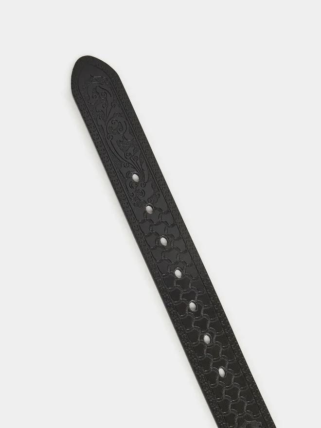 Styli  Styli Textured Belt with Pin Buckle Closure for Men | Best Price UAE