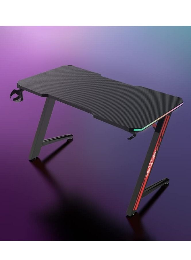 أيه دابليو دي طاولة مكتب ألعاب AWD مع إضاءة RGB، مكتب كمبيوتر (ZS2-1400)، وتتضمن مكان مخصص لوضع الأكواب وسماعة الرأس. - Image 1
