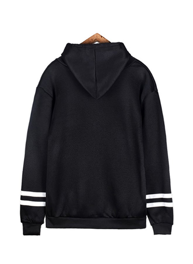 هودي BTS برباط قابل للتعديل أسود/ أبيض - Image 2