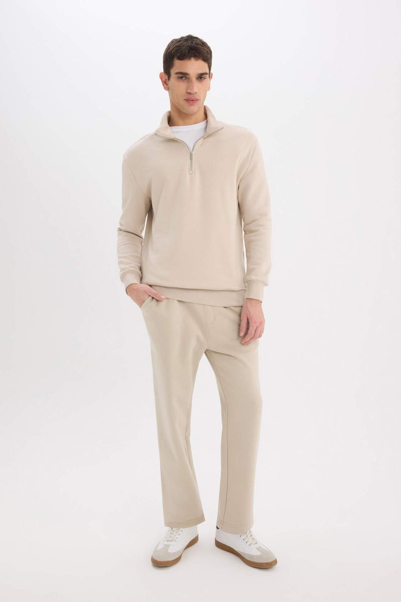 DeFacto Comfort Regular Fit Relaxed Fit Zippered Basic Sweatshirt - Image 2
