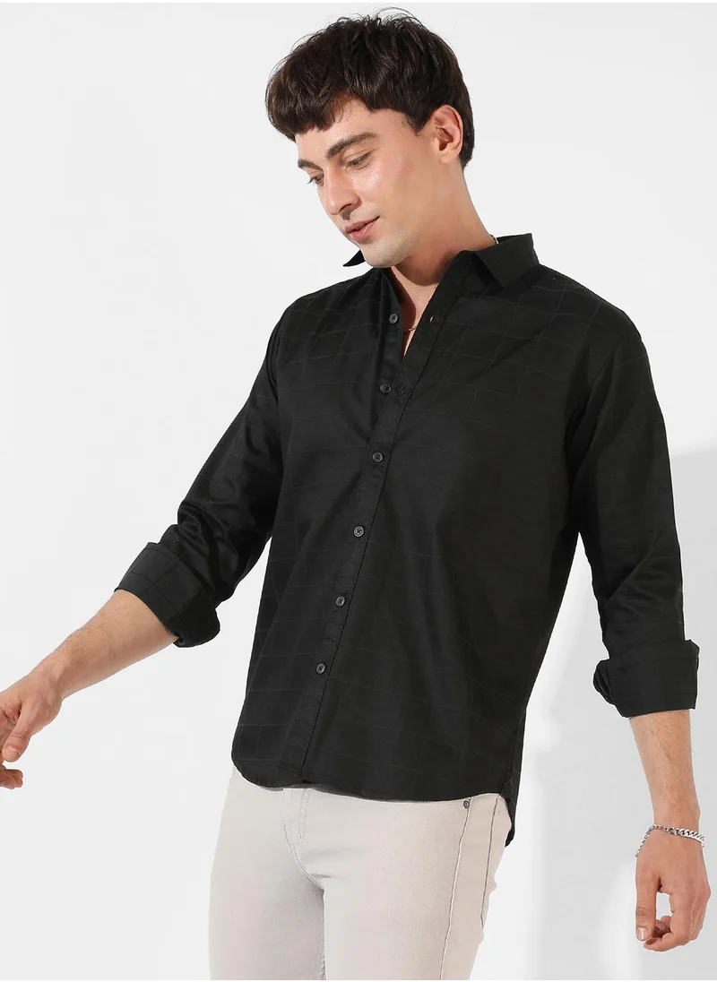 Campus Sutra Men's Black Textured Regular Fit Casual Shirt