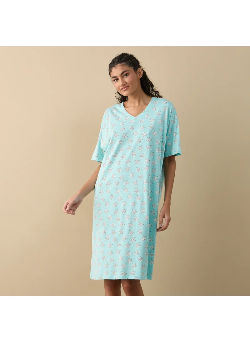 FAV Printed Sleepshirt with V-neck and Short Sleeves