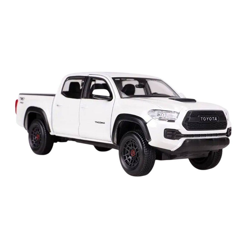 Maisto Special Edition 2023 Toyota Tacoma TRD Pro Die-cast Car (1:27, White) - Image 3