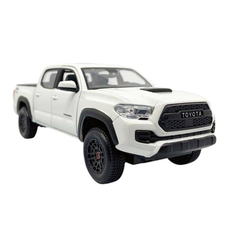Maisto Special Edition 2023 Toyota Tacoma TRD Pro Die-cast Car (1:27, White) - Image 4