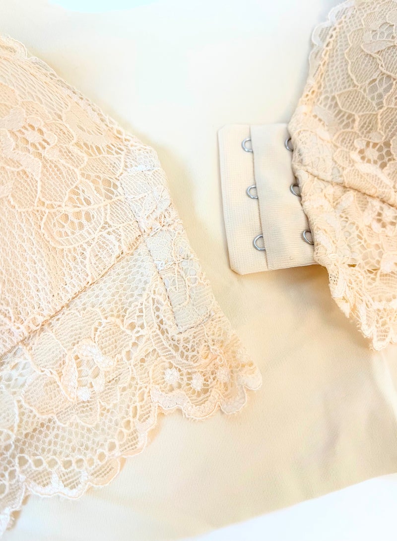 SOLOBUY beige bra, with lace, front clasp , 2 of pack - Image 2