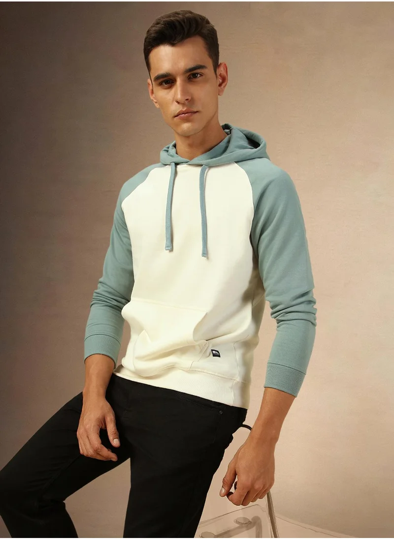 دينيس لينغو Men's Off White Polyester Blend Colour Blocked Regular Fit Sweatshirt