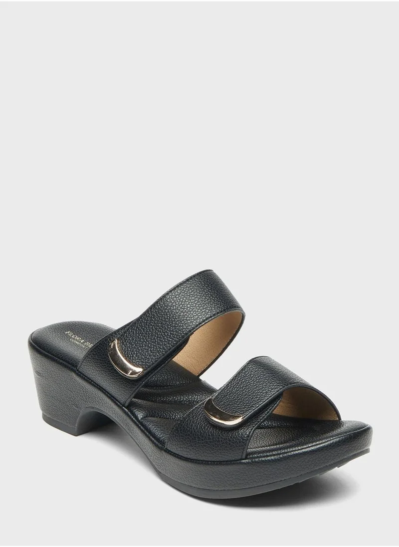 shoexpress Comfort Sandals