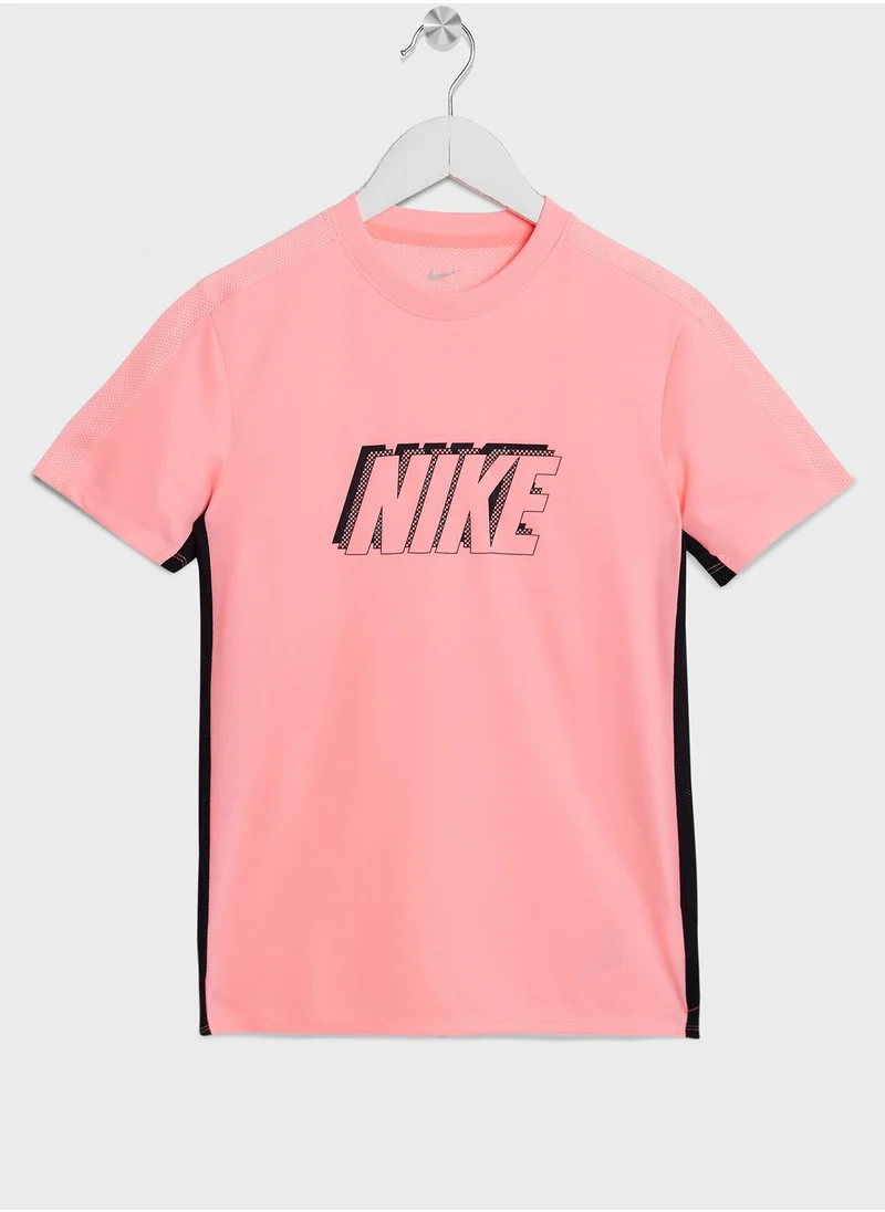 Nike Academy 23 Graphic Dri-Fit T-Shirt