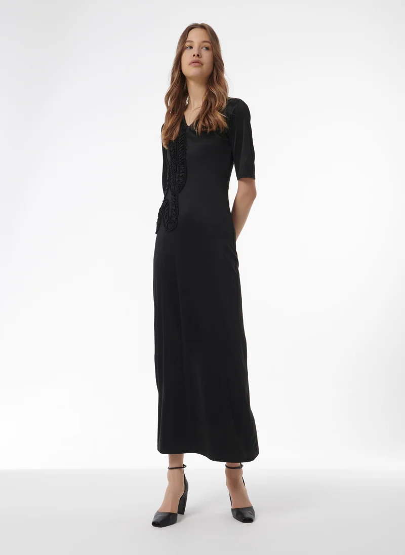 ليم فستان مزين بالكشاكش - الإصدار الطويل