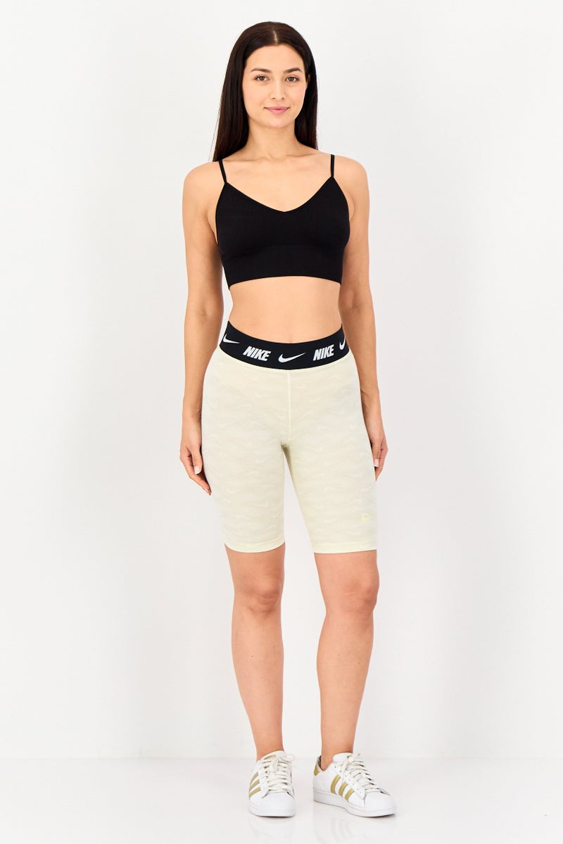 Nike شورتات تدريب ضيقة للنساء، كريمي - Image 3