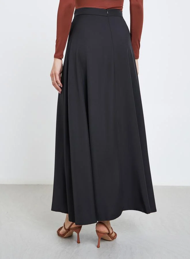 ستايلي تنورة طويلة سادة بحافة واسعة