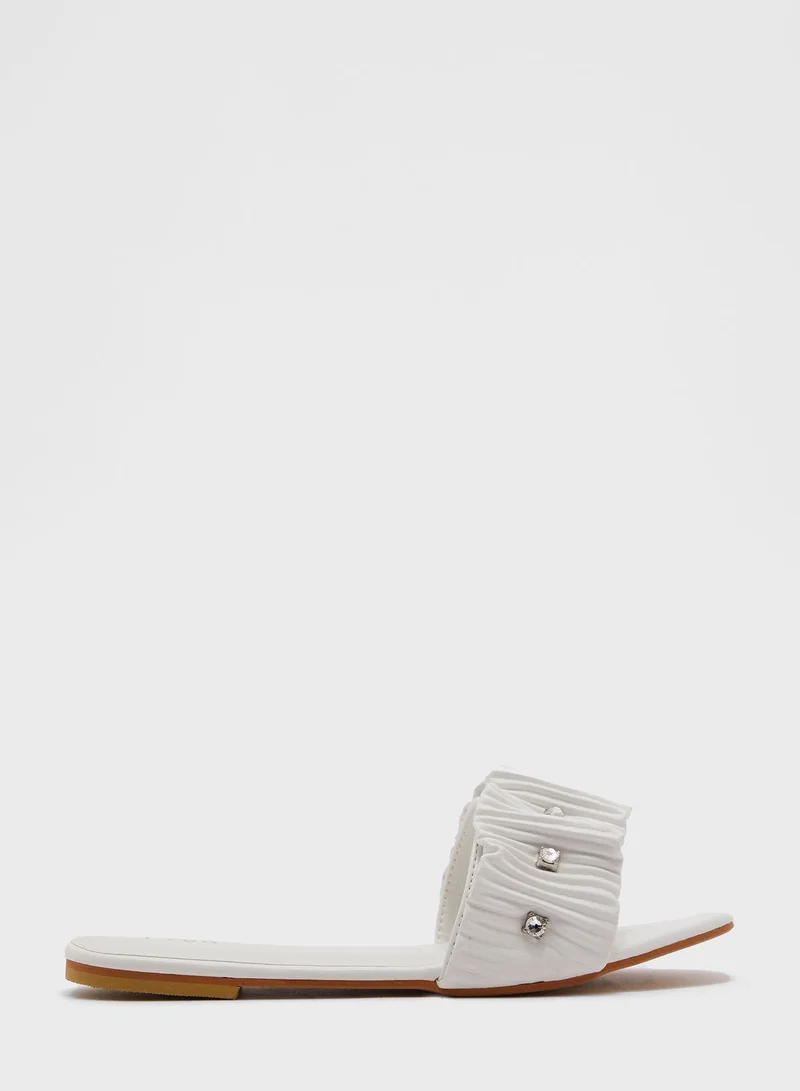 FYOR Casual Flat Sandals