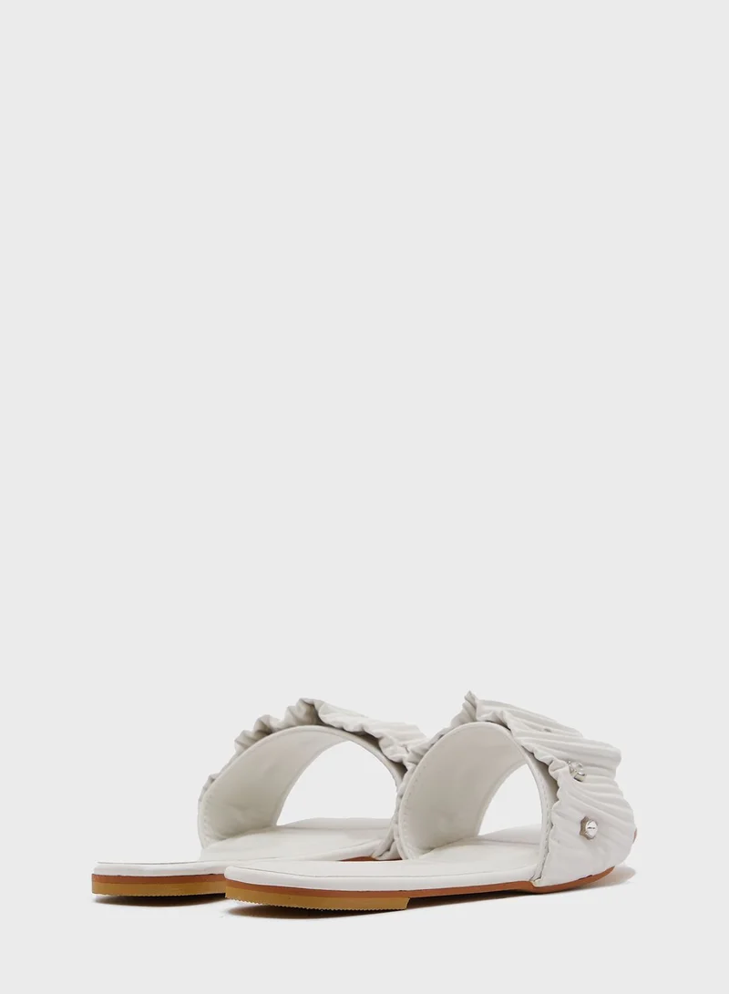 FYOR Casual Flat Sandals