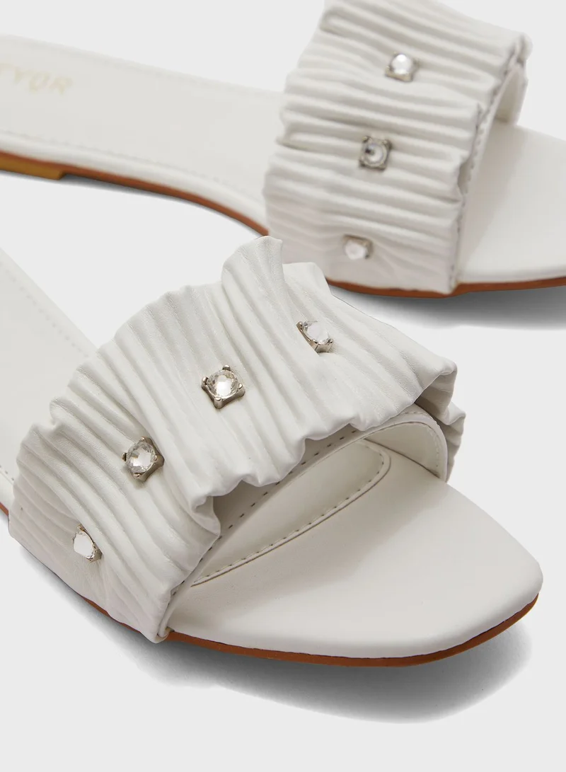 FYOR Casual Flat Sandals