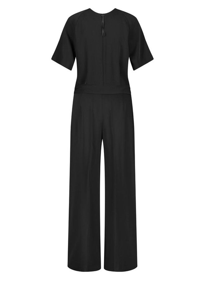 Jumpsuit with a waistband - pzsku/Z5D0F604F3039534F63A6Z/45/_/1687425656/0f6bd3f3-d93b-404b-a659-8ac95128095c