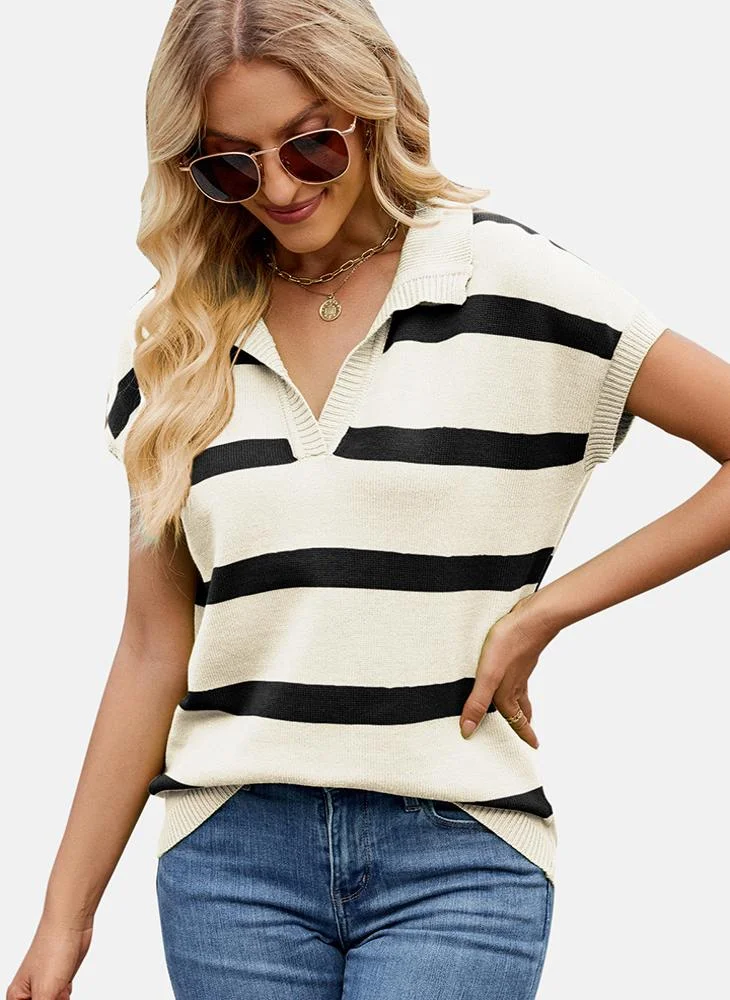 يونيكي Beige Collared Striped Top