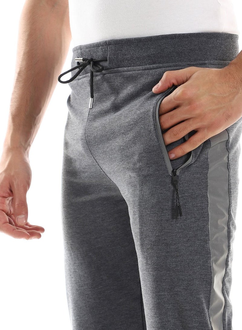 Caesar Detailed Casual Sweatpants With Zipper Pockets And Silver Tape - Image 3