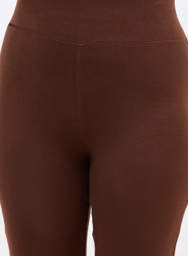Styli Styli Solid Cycling Shorts with Badge Detail