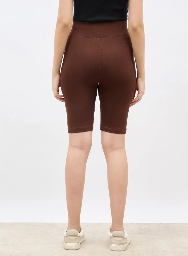 Styli Styli Solid Cycling Shorts with Badge Detail