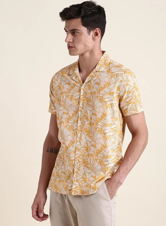 دينيس لينغو قميص قطن بياقة كوبان وطبعة زهور