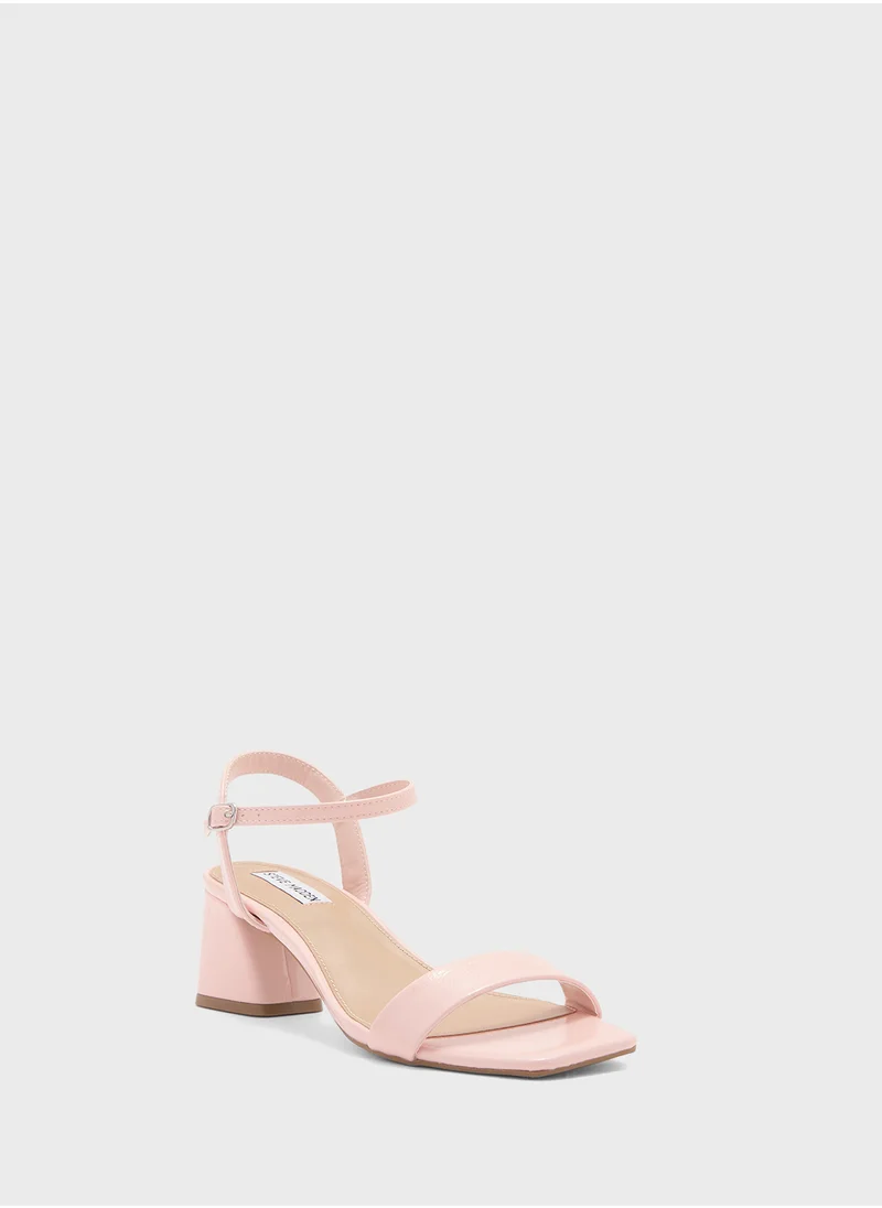 ستيف مادن Birdiee Ankle Strap Mid Heel Sandals