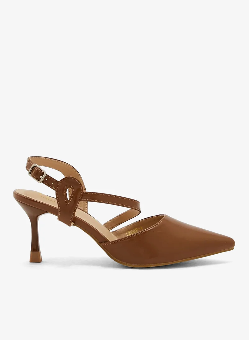 ايلا حذاء بمقدمة مدببة