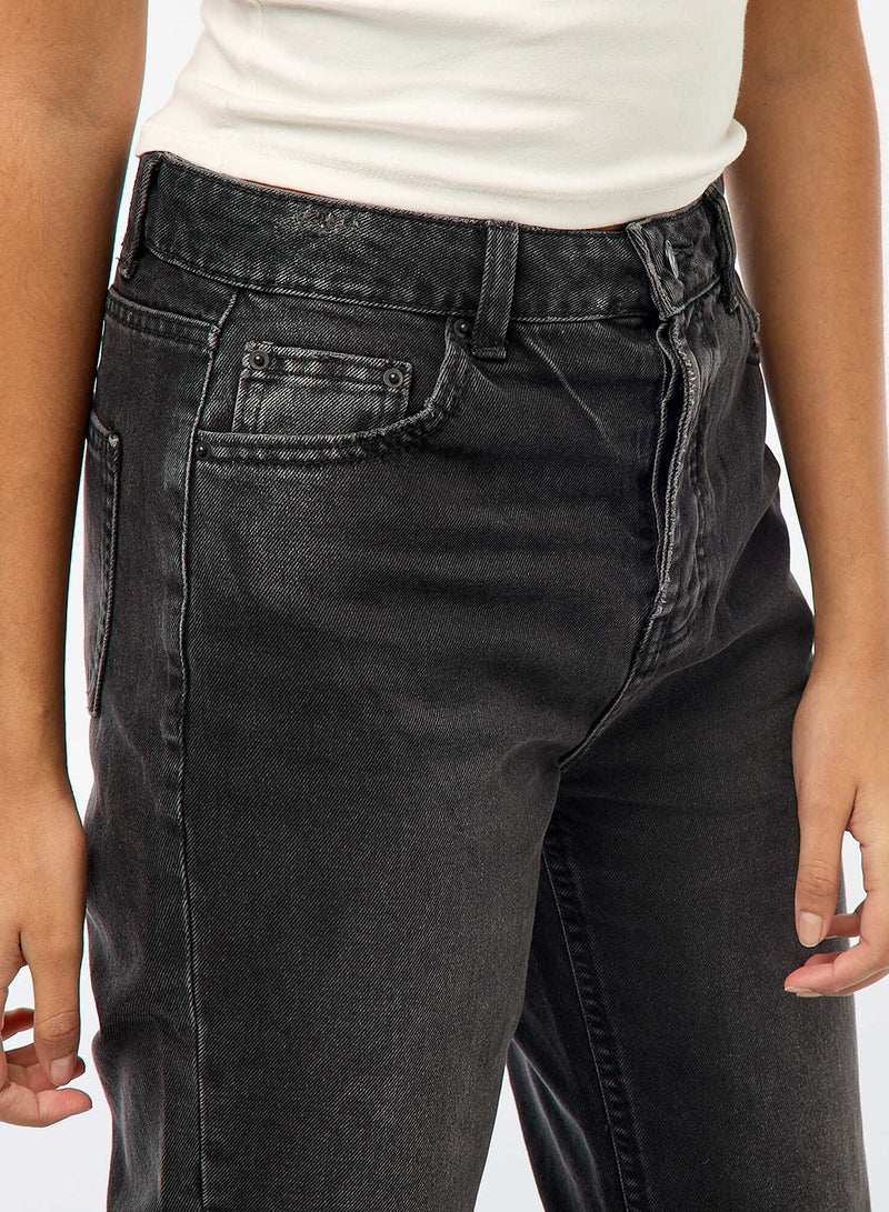 Kiabi High-rise straight jeans - Image 4