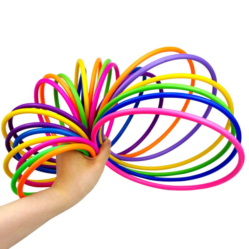 Topbuti 24 Pcs Multicolor Plastic Toss Rings Ring Toss Game Carnival Rings for Speed and Agility Practice Games, Garden Backyard Outdoor Games, Bridal Shower Game, Game Booth (4 Sizes) - Image 3