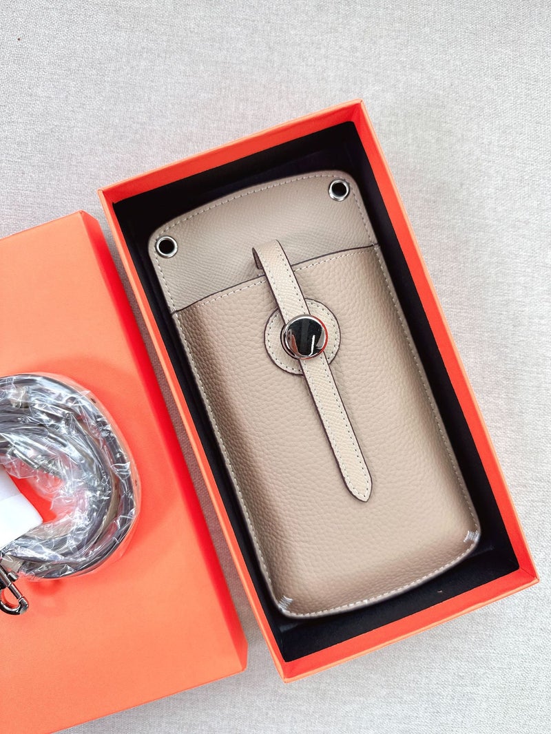 2023 New High-Grade Leather Drawstring Mobile Phone Bag Fashion Contrast Color Vertical Shoulder Crossbody Mini Bag Fashion - Image 4