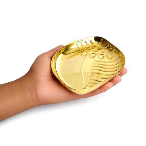 Spillbox Putrika Brass Puja Thali & Shankh Shape Plate - 7.6 Inch Traditional Brass Platter for Puja Room Decoration - Handcrafted Brassware Aarti Plate & Leaf Tray - Ideal for Diwali Decor(60g) - Image 2