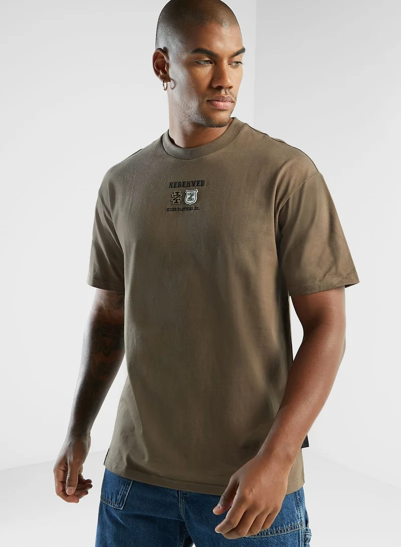 izzue Fabric Badges T-Shirt