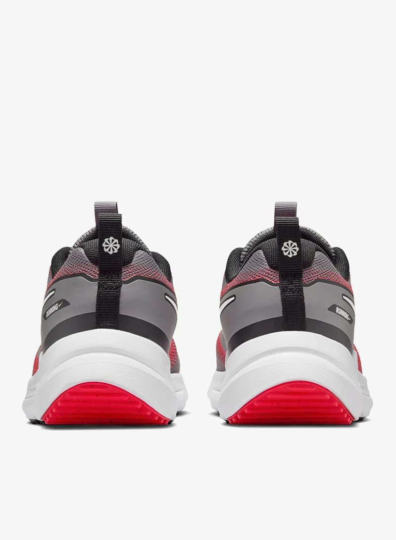 Nike PENCIL POINT/WHITE-LT CRIMSON-BLACK Youth Cosmic Runner Gs  | Best Price UAE