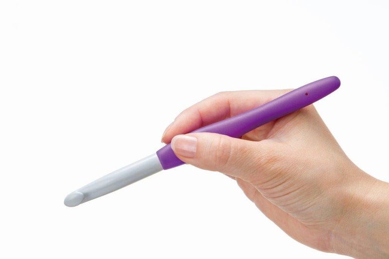 Clover Amour Crochet Hooks - Image 1