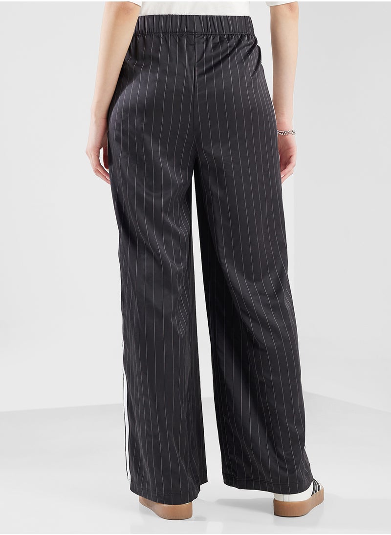 adidas Originals Essential Slim Fit Chinos  - Image 2