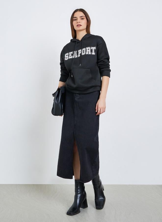 Styli Women Black Graphic Printed Oversize Hoodie - Image 4