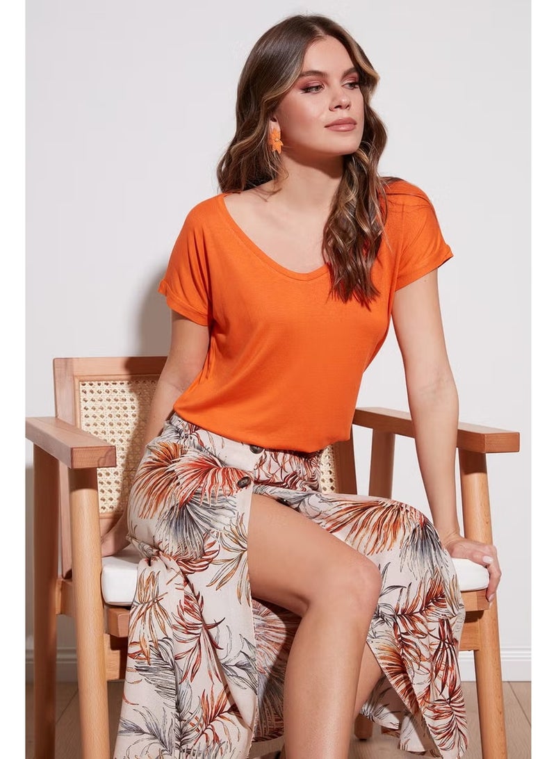 Lela V-Neck Relaxed Cut Blouse Women's Blouse 5862000 - Image 1